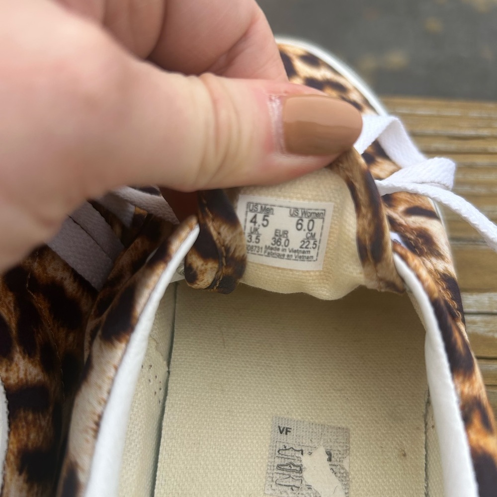 Vans Wild Leopard Canvas Shoes - Picture 5 of 5
